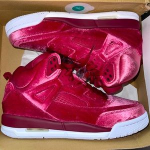 Nike Jordan SPIZIKE Brand New Unisex Grade School Sneakers